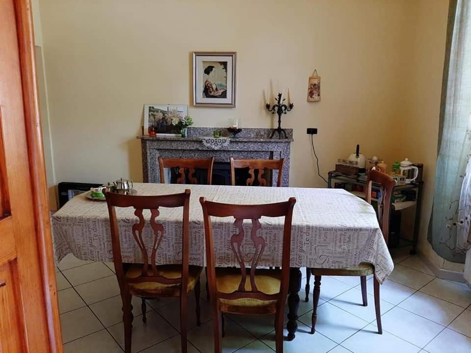 Couette-café Domus Deiana *